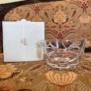 RALPH LAUREN CRYSTAL 6" Round Bowl
Royalton